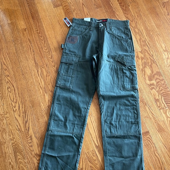 Brand new wrangler work pants - Picture 2 of 3